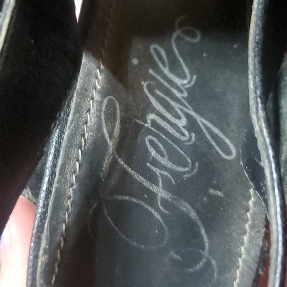 🪩 DISCO DEALS FERGI sling back, peeptoe platform pumps - Picture 5 of 6